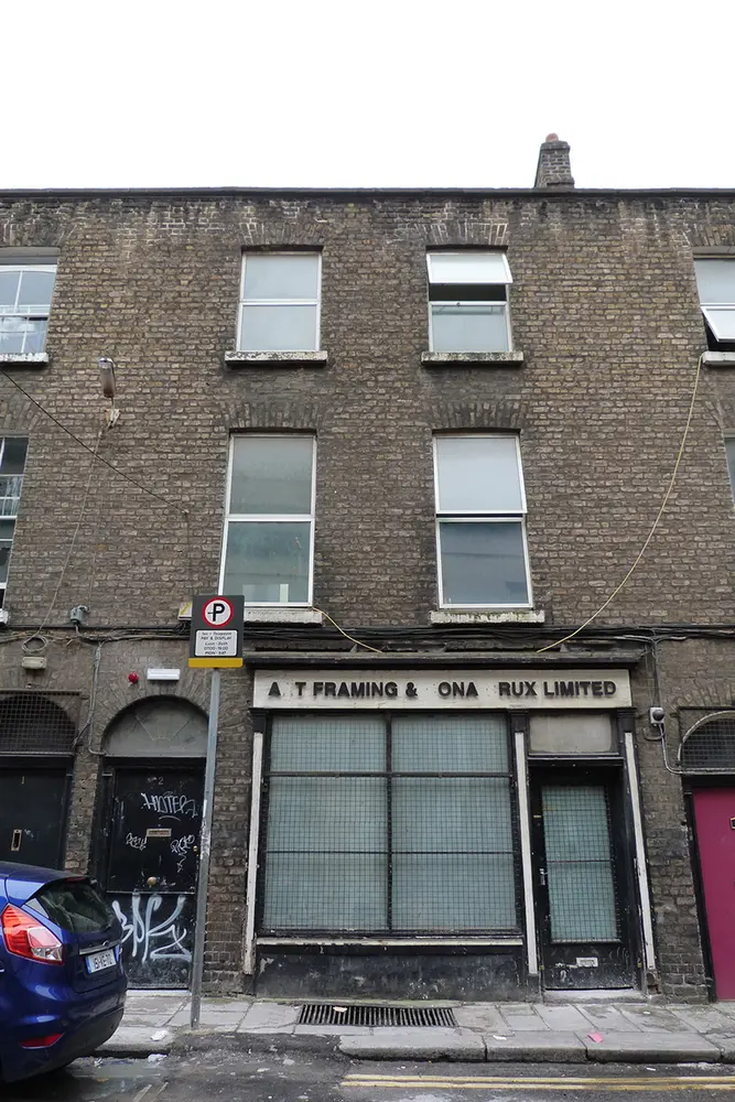 Foto perwakilan shop/retail outlet, 2, Whitefriar Place · NIAH 50110015, Dublin 8, pada rekaman NIAH 50110015.