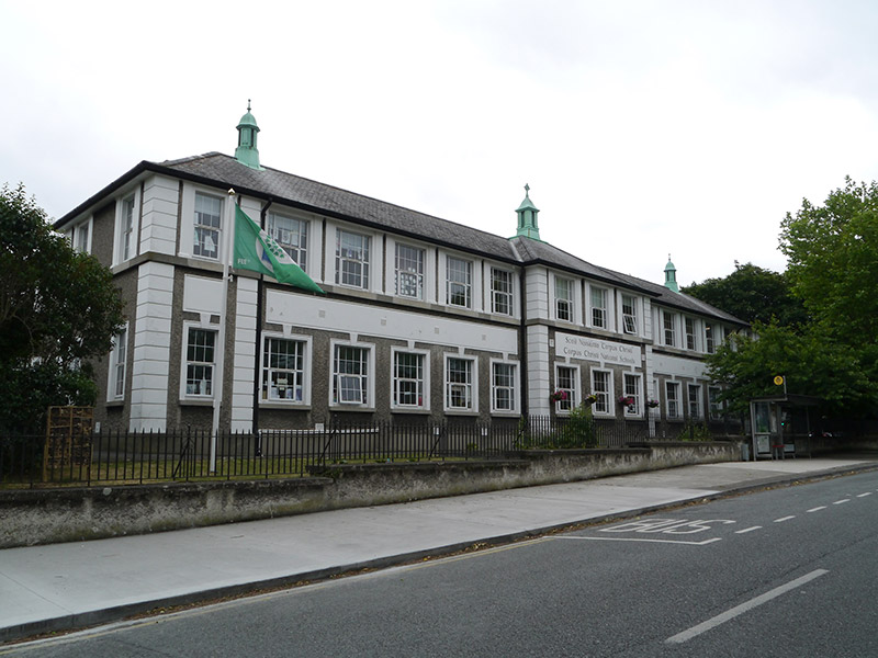 Foto perwakilan Corpus Christi National Schools, Dublin 9, pada rekaman NIAH 50130147.
