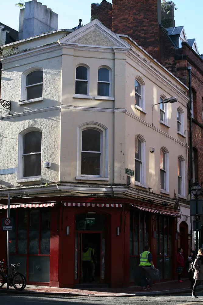 Foto perwakilan shop/retail outlet, 01-Feb, South William Street, 38 Exchequer Street · NIAH 50910068, Dublin 2, pada rekaman NIAH 50910068.