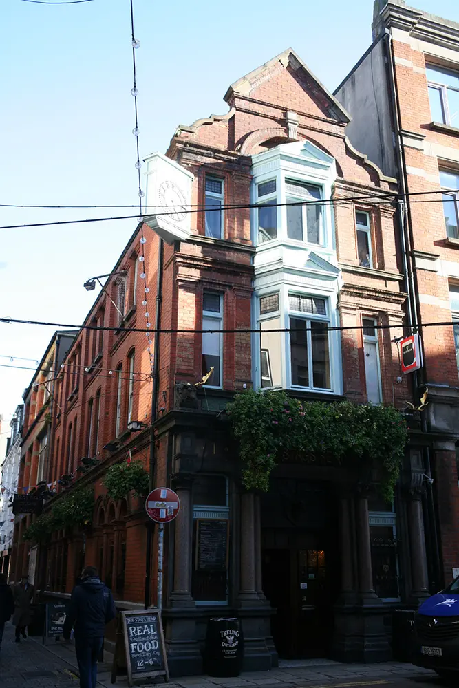 Foto perwakilan The Stag’s Head, Dublin 2, pada rekaman NIAH 50910216.