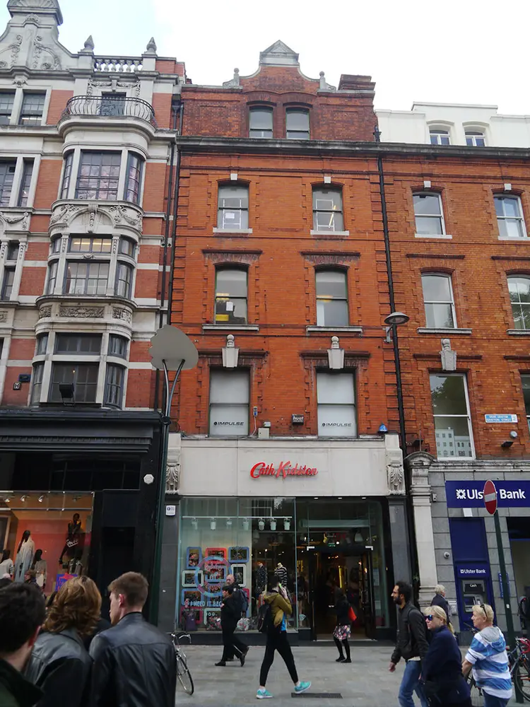 Foto perwakilan shop/retail outlet, 104, Grafton Street · NIAH 50910264, Dublin 2, pada rekaman NIAH 50910264.