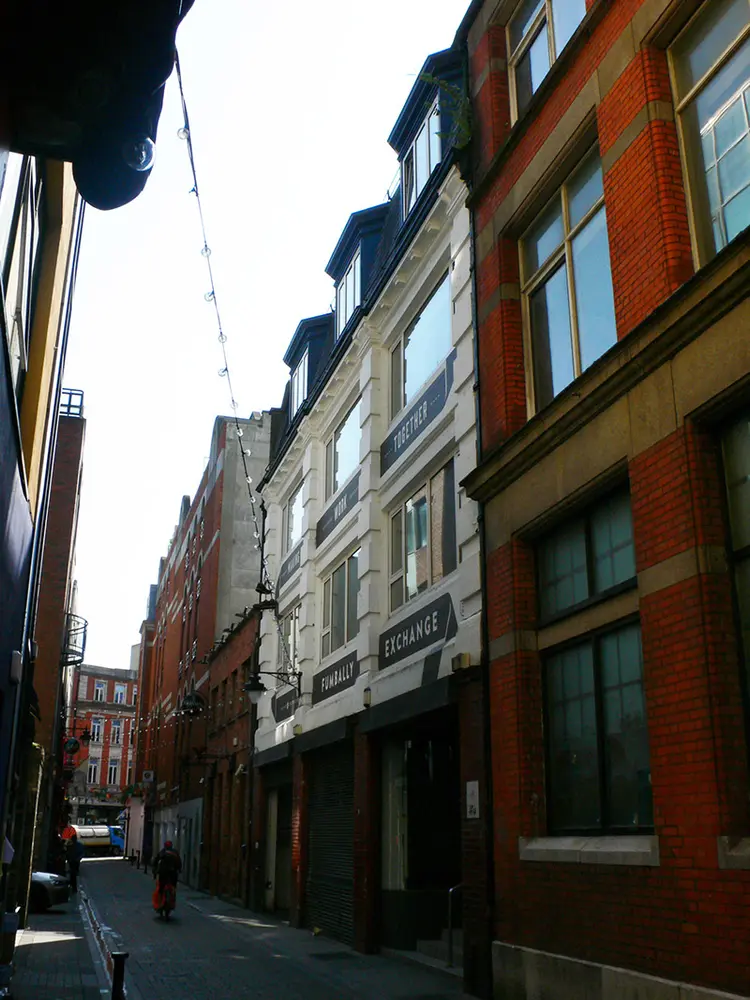 Foto perwakilan Fumbally Exchange, Dublin 2, pada rekaman NIAH 50910300.