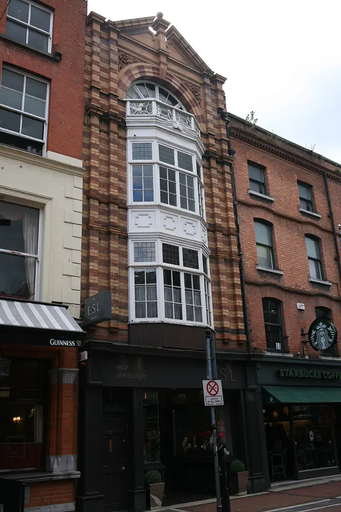 Foto perwakilan shop/retail outlet, 2, Chatham Street · NIAH 50920059, Dublin 2, pada rekaman NIAH 50920059.