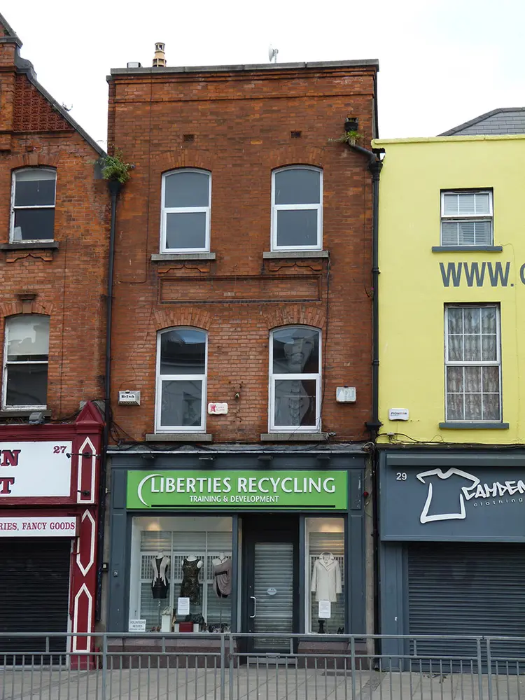 Foto perwakilan shop/retail outlet, 28, Camden Street Lower · NIAH 50920198, Dublin 2, pada rekaman NIAH 50920198.