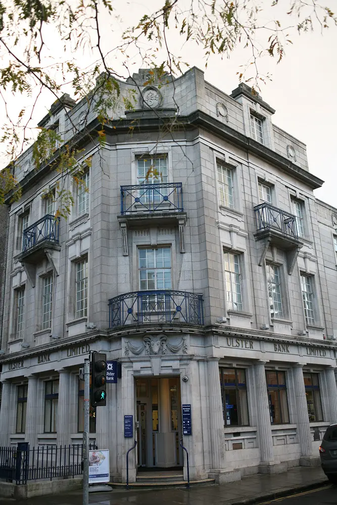 Foto perwakilan Ulster Bank, Dublin 2, pada rekaman NIAH 50930040.