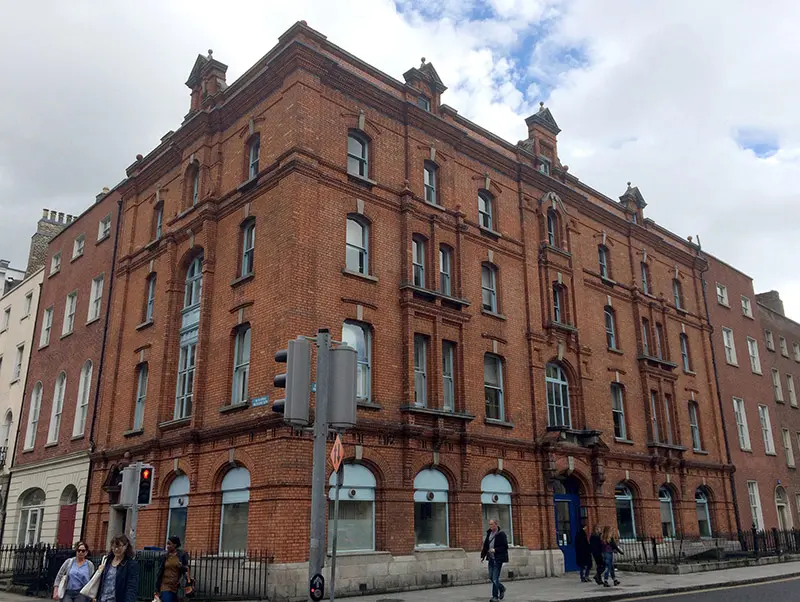 Foto perwakilan Oriel House, Dublin 2, pada rekaman NIAH 50930325.