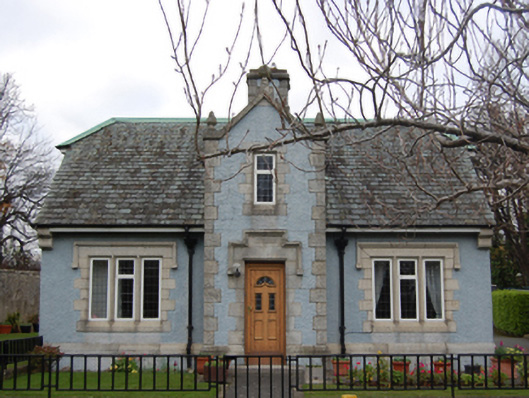 Foto perwakilan Shanganagh Castle, Shankill, pada rekaman NIAH 60260148.